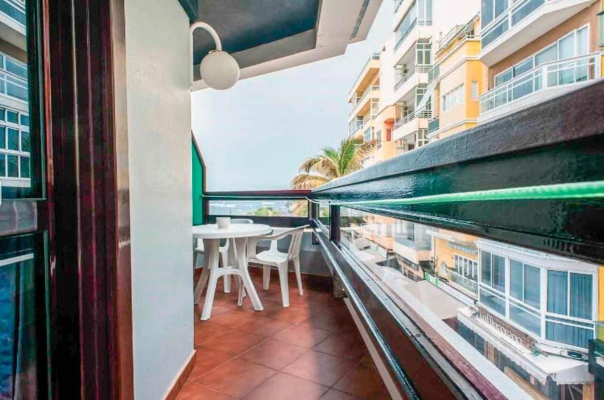 Apartamento Con Balcon En La Playa De Las Canteras Лас Палмас де Гран Канария Екстериор снимка